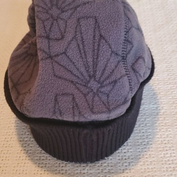 Columbia Embroidered Fleece Youth Sz OS Hat Cap - Picture 3 of 9